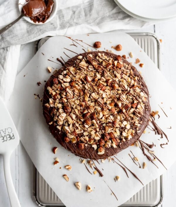Hazelnut Cake – Bánh hạt phỉ thơm bùi, mềm xốp và sang trọng