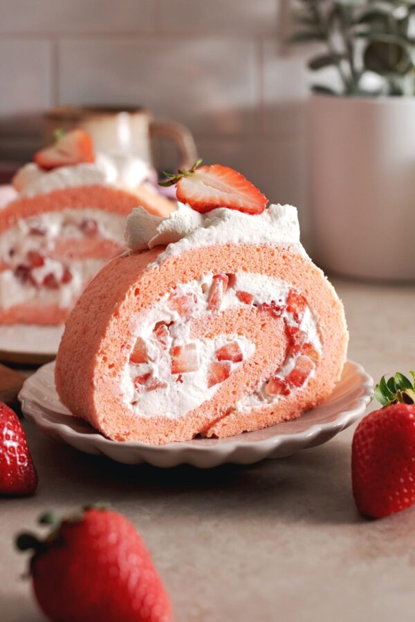 Sponge Cake – Bánh bông lan mềm xốp, nhẹ nhàng và thơm ngon - Ảnh 6