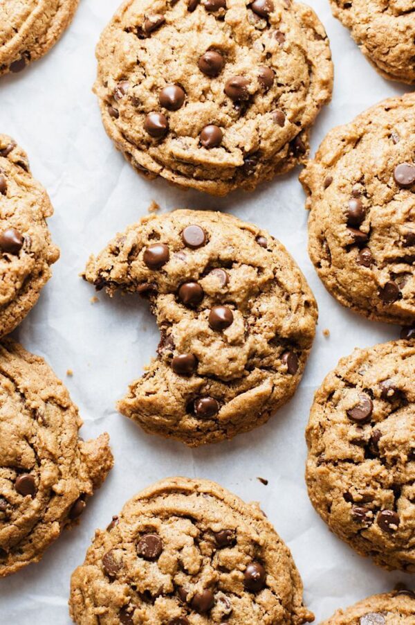 Cookies Cake – Bánh cookies giòn ngọt, thơm bơ và socola